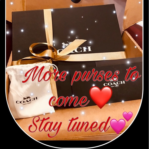 11/8 👜NEW👜Variety 👜 PURSE ARE UP (more to be posted - Picture 1 of 11